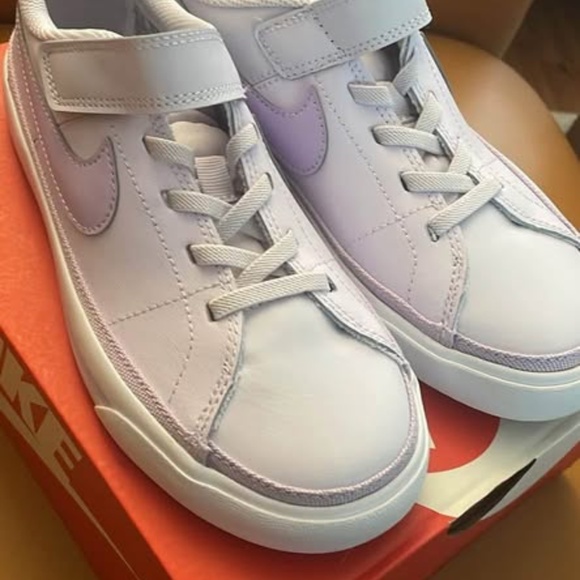 BRAND NEW girl youth nike Nike court legacy leather velcro shoes 2Y 3Y 7Y - Picture 9 of 10